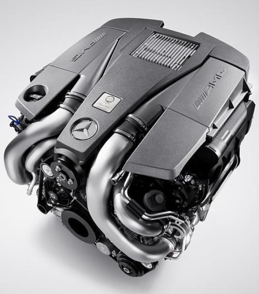 Der neue AMG 5,5-Liter-V8-Biturbomotor wird in der Mercedes-AMG Modell-strategie der nächsten Jahre eine bedeutende Rolle spielen. 